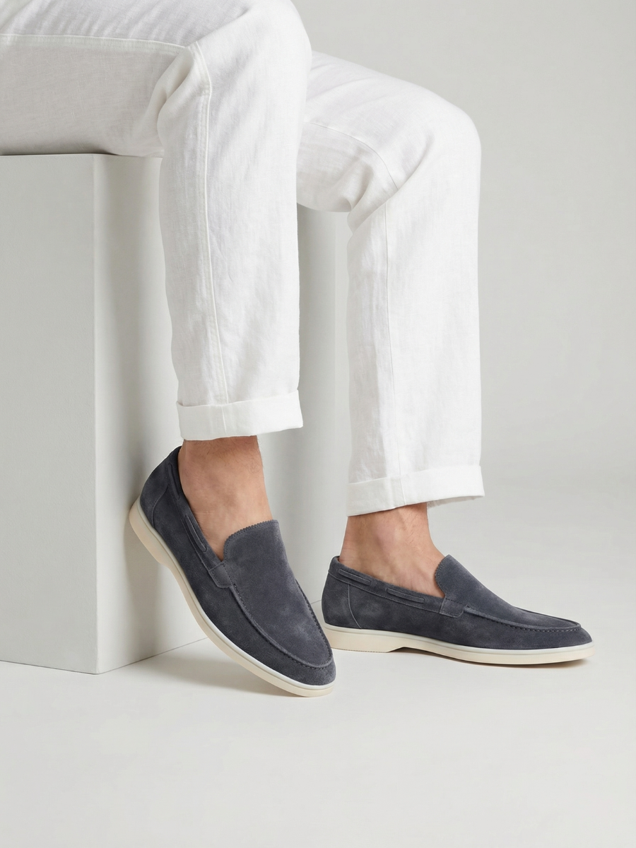 Stahlblaue Yacht-Loafer