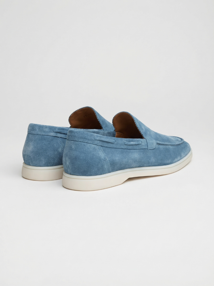 Saphirblaue Yacht-Slipper